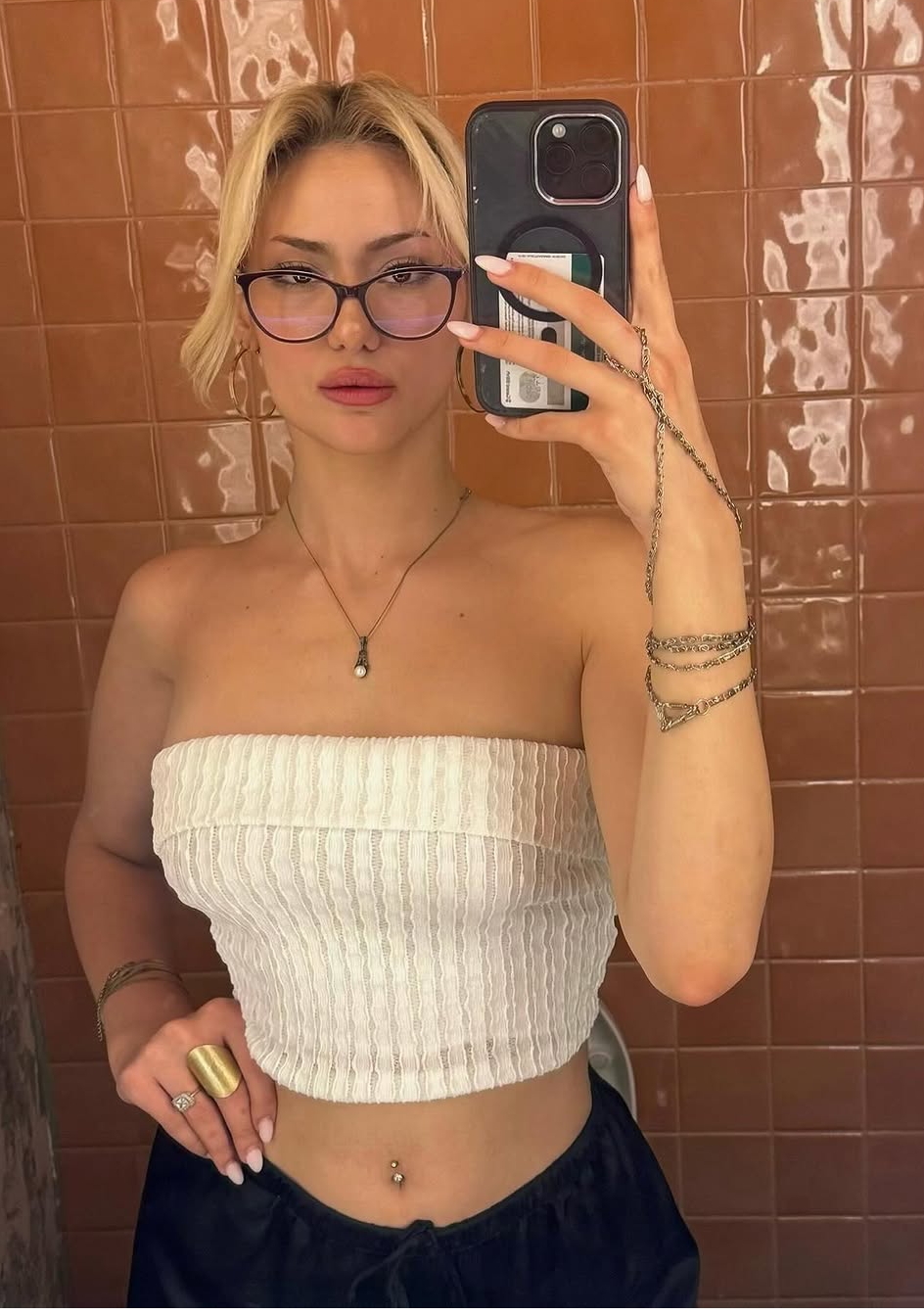 Çınarlı Suriyeli Bayan Escort Süheyla
