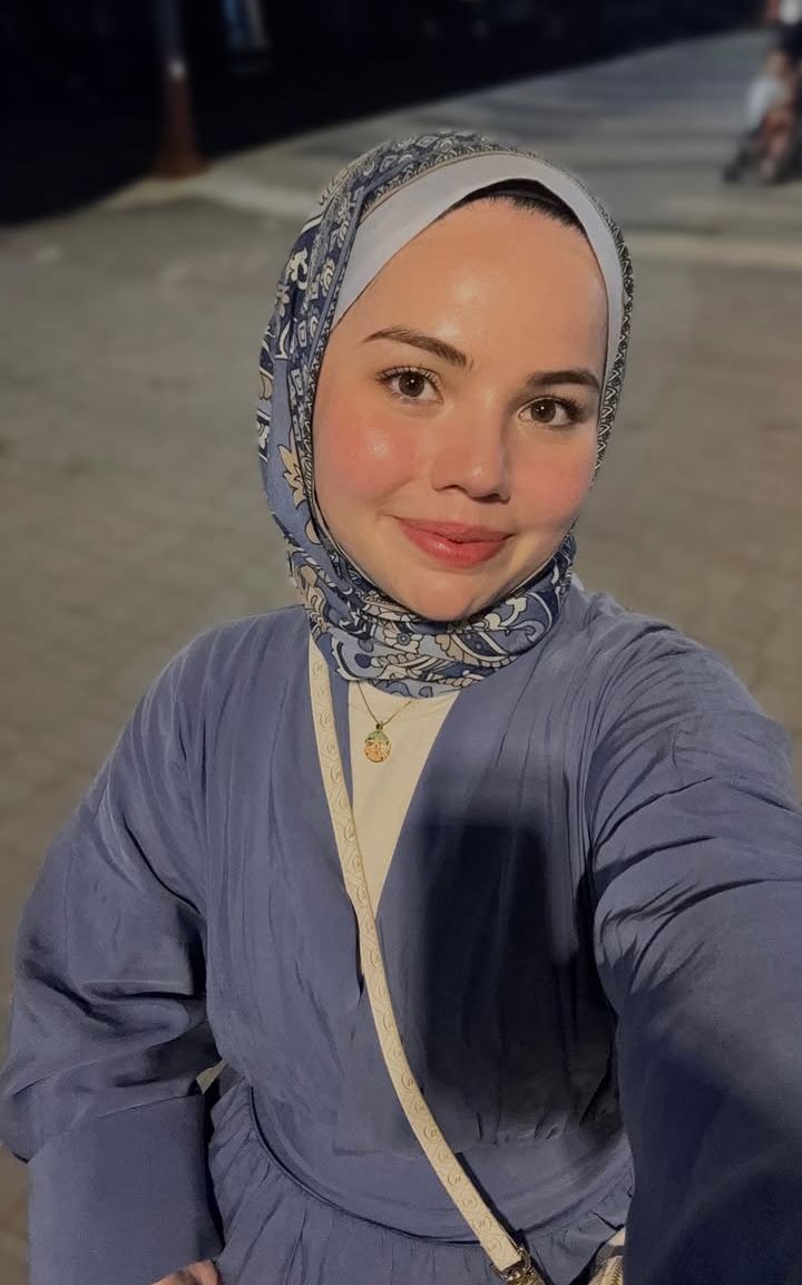 Çelikli Esmer Escort Leman