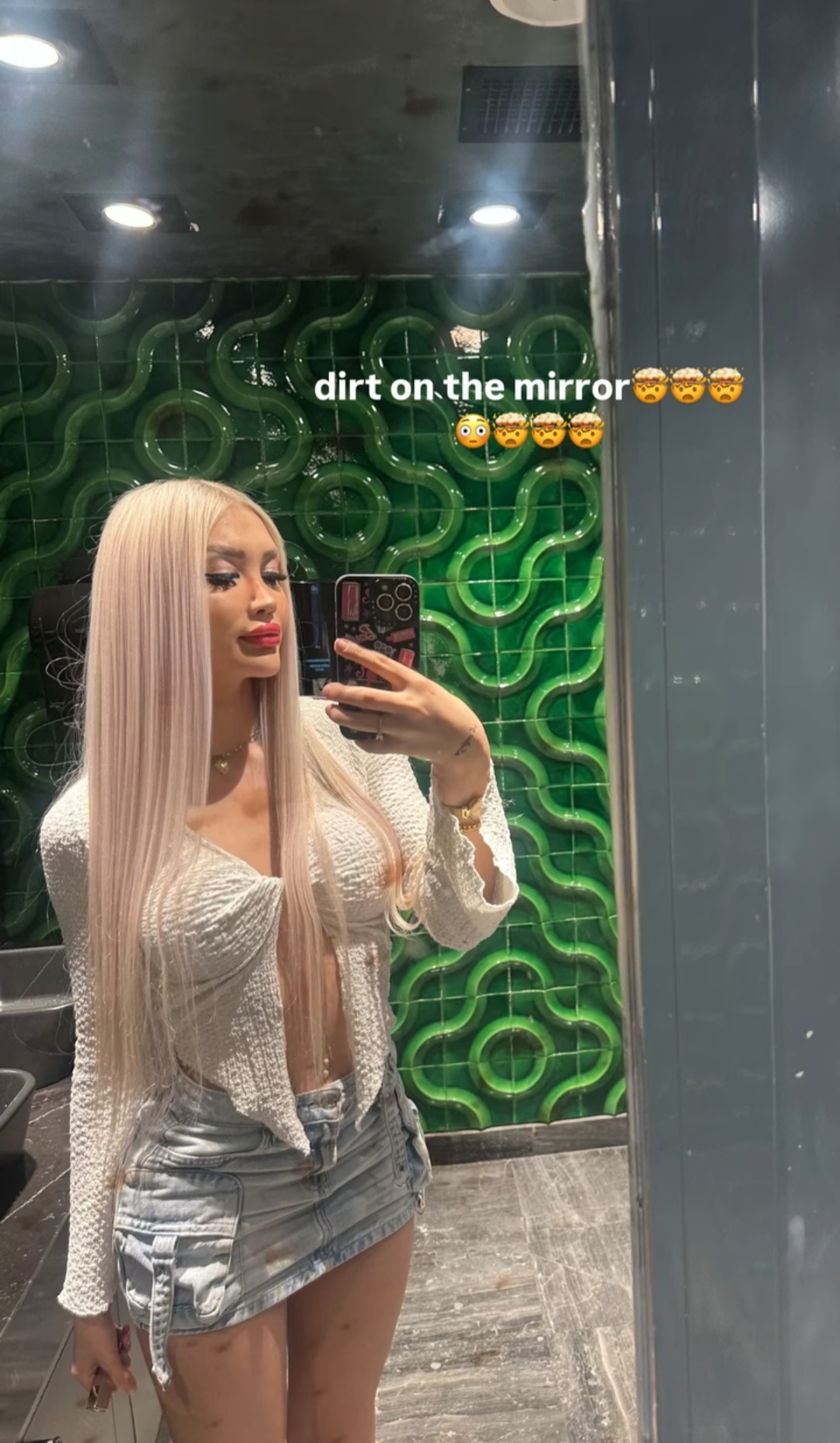Yamaçlı Düşünceli Bayan Bayan Escort Mina